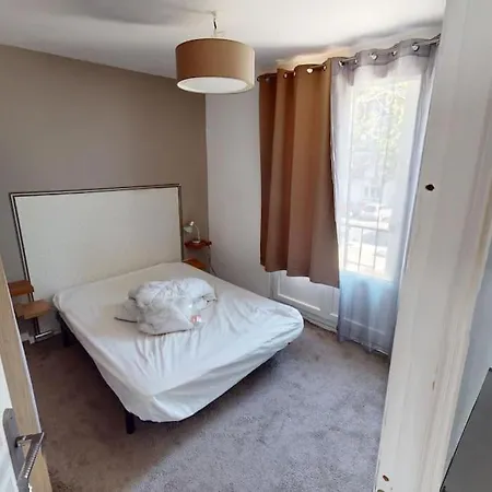 Rue Dauphine - 3 Pieces Apartment *